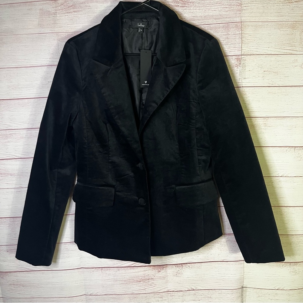 Lulus NEW Black Velvet Button Front Blazer‎ Size Medium